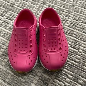 Toddler girl Native slide shoes